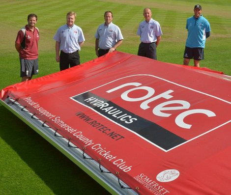 Rotec Hydraulics sign two year deal with Somerset County Cricket Club
